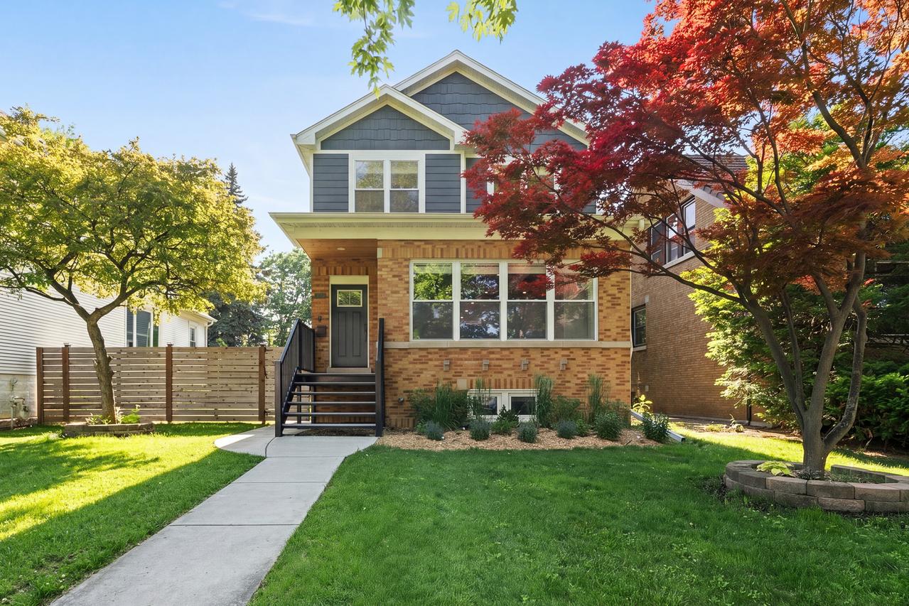 7036 N Olcott Ave., Chicago, IL 60631