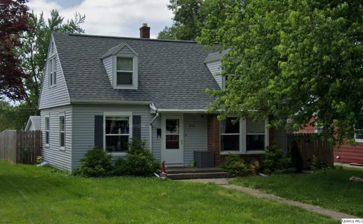 2514 College Ave., Quincy, IL 62301