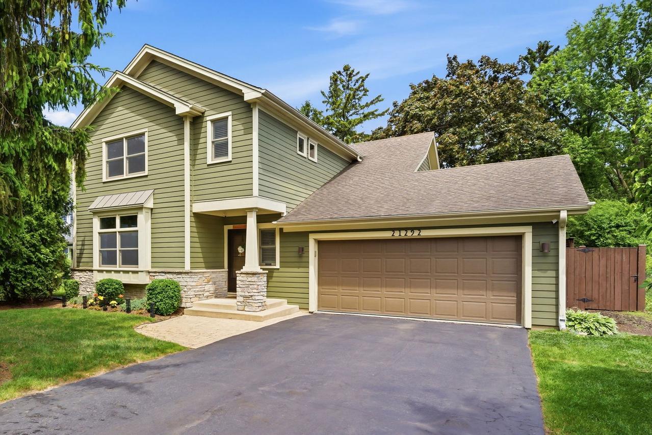 21292 W Starry Ln., Lake Zurich, IL 60047