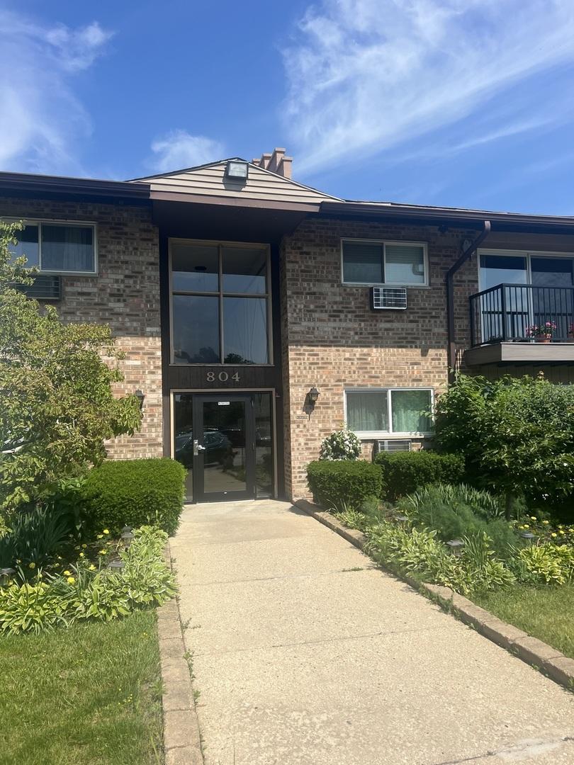 804 E Old Willow Rd. #108, Prospect Heights, IL 60070