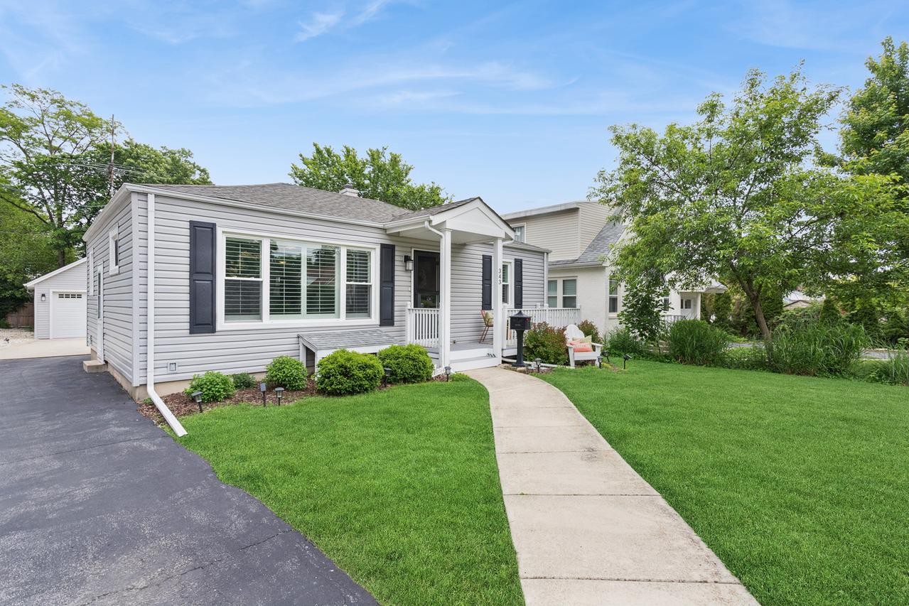 343 S Brewster Ave., Lombard, IL 60148