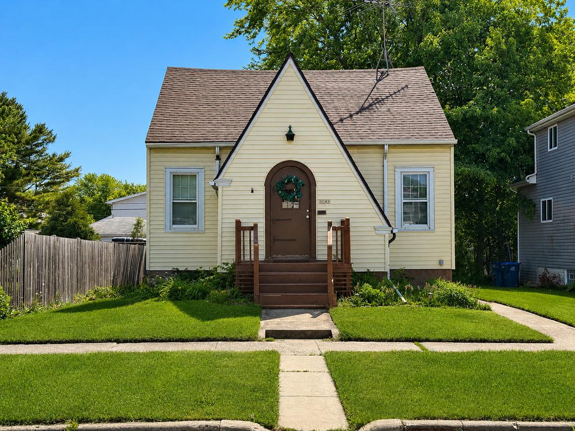 1141 Victoria Ave., North Chicago, IL 60064