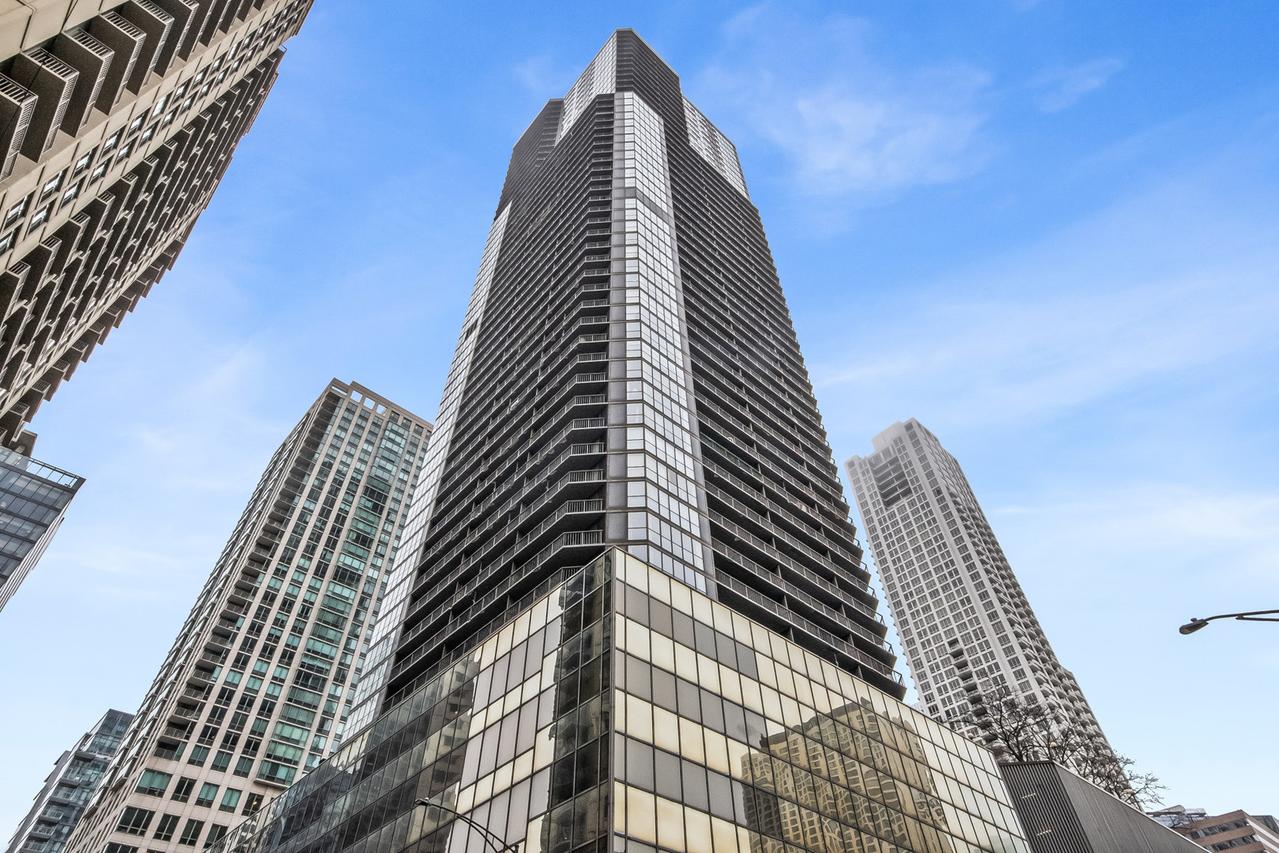 10 E Ontario St. #3808, Chicago, IL 60611