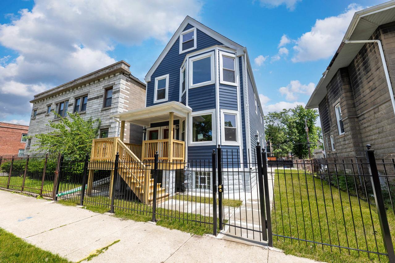441 N Leclaire Ave., Chicago, IL 60644