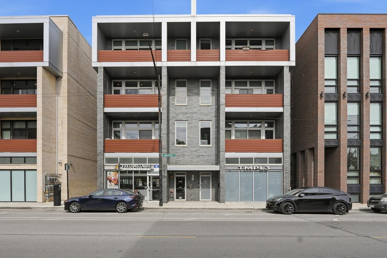 2825 N Halsted St. #3N, Chicago, IL 60657