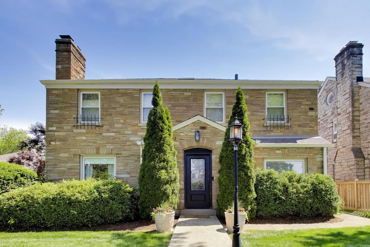 427 Green Bay Rd., Highland Park, IL 60035