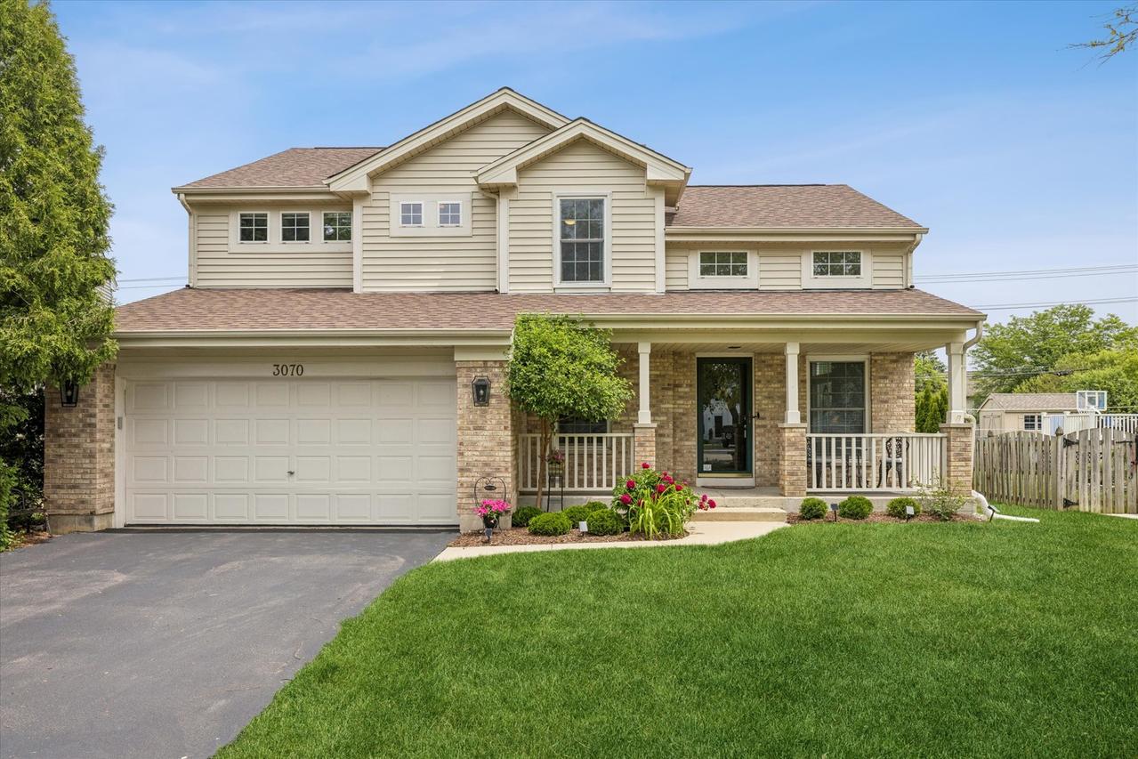 3070 Melbourne Ln., Lake In The Hills, IL 60156
