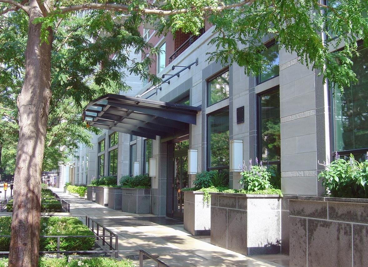 270 E Pearson St. #701-801, Chicago, IL 60611