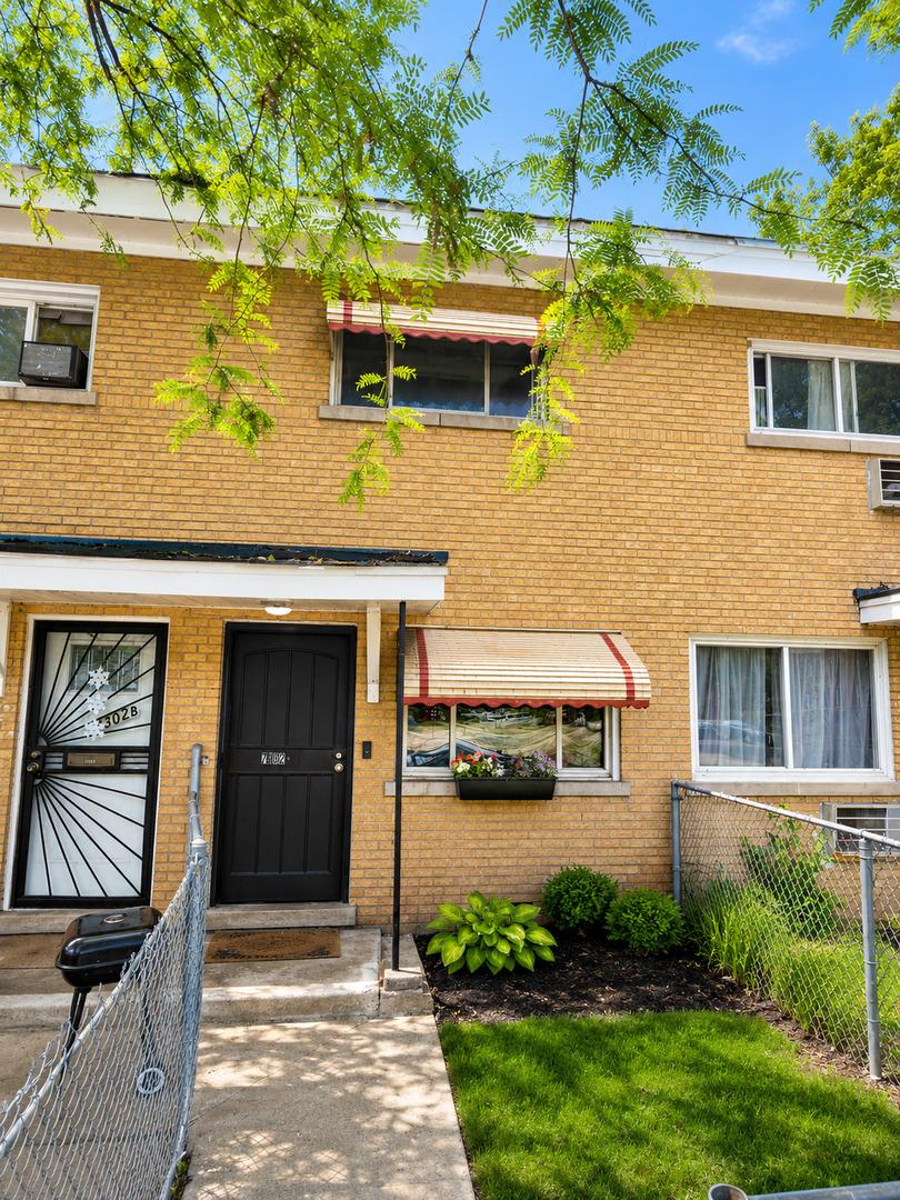 7302 S Dorchester Ave. #A, Chicago, IL 60619