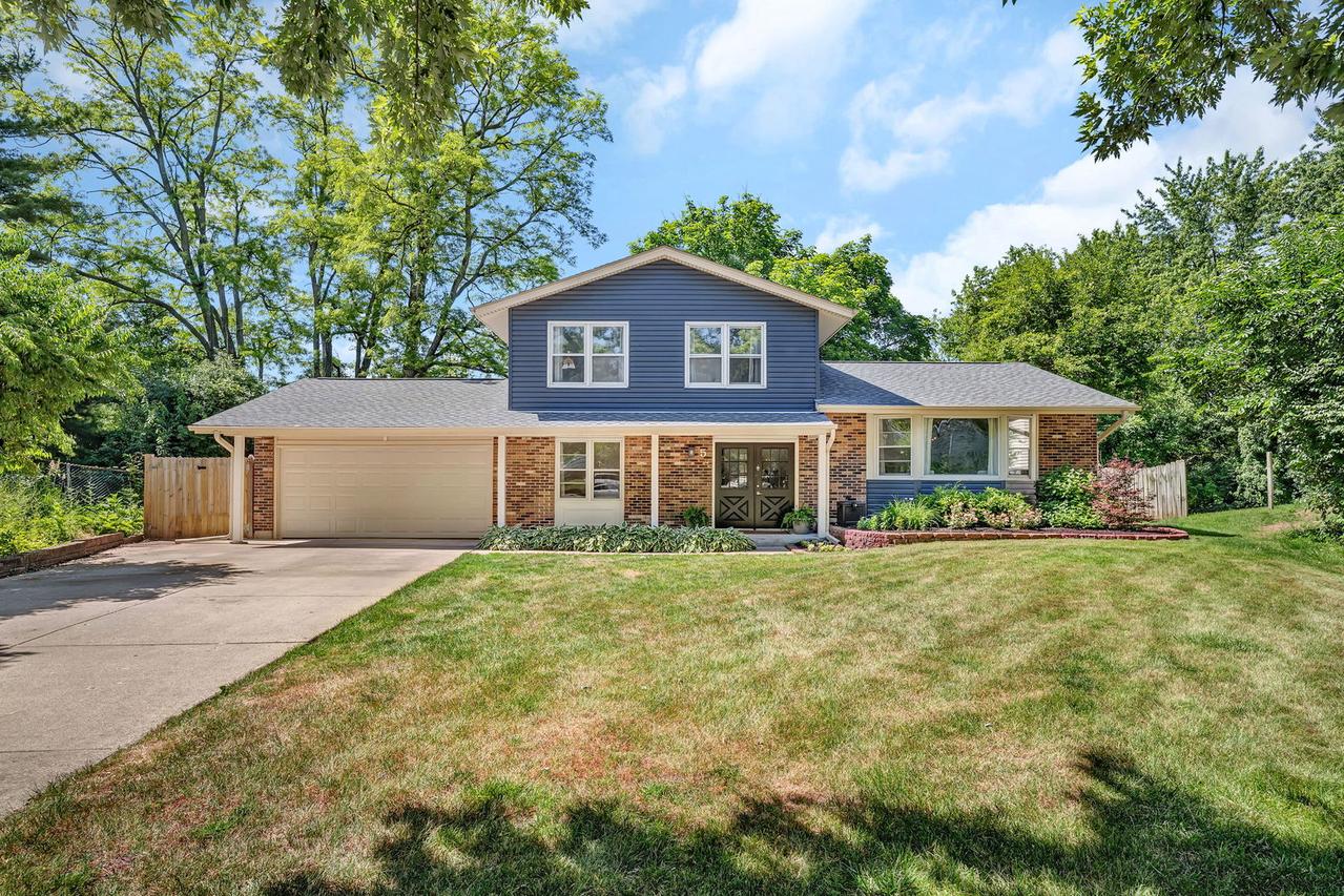 5 Assembly Ct., Bolingbrook, IL 60440