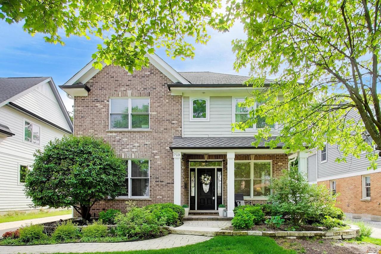 713 N Beverly Ln., Arlington Heights, IL 60004