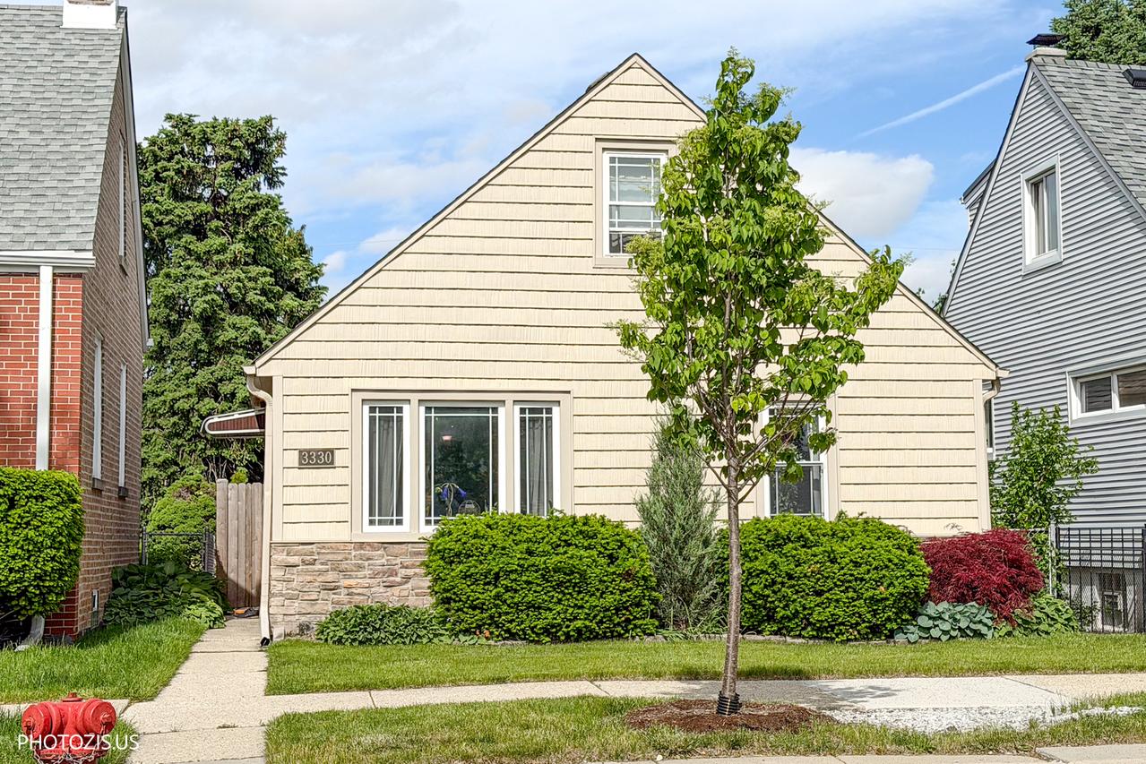 3330 N Orange Ave., Chicago, IL 60634