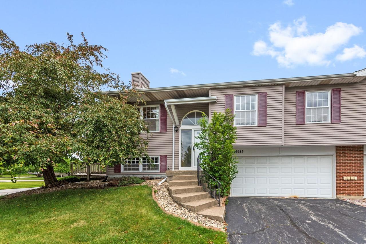 19925 S Edinburgh Ln., Frankfort, IL 60423