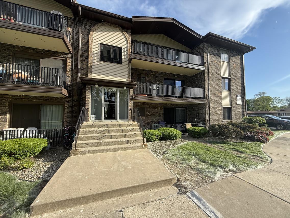 13535 Le Claire Ave. #92, Crestwood, IL 60418