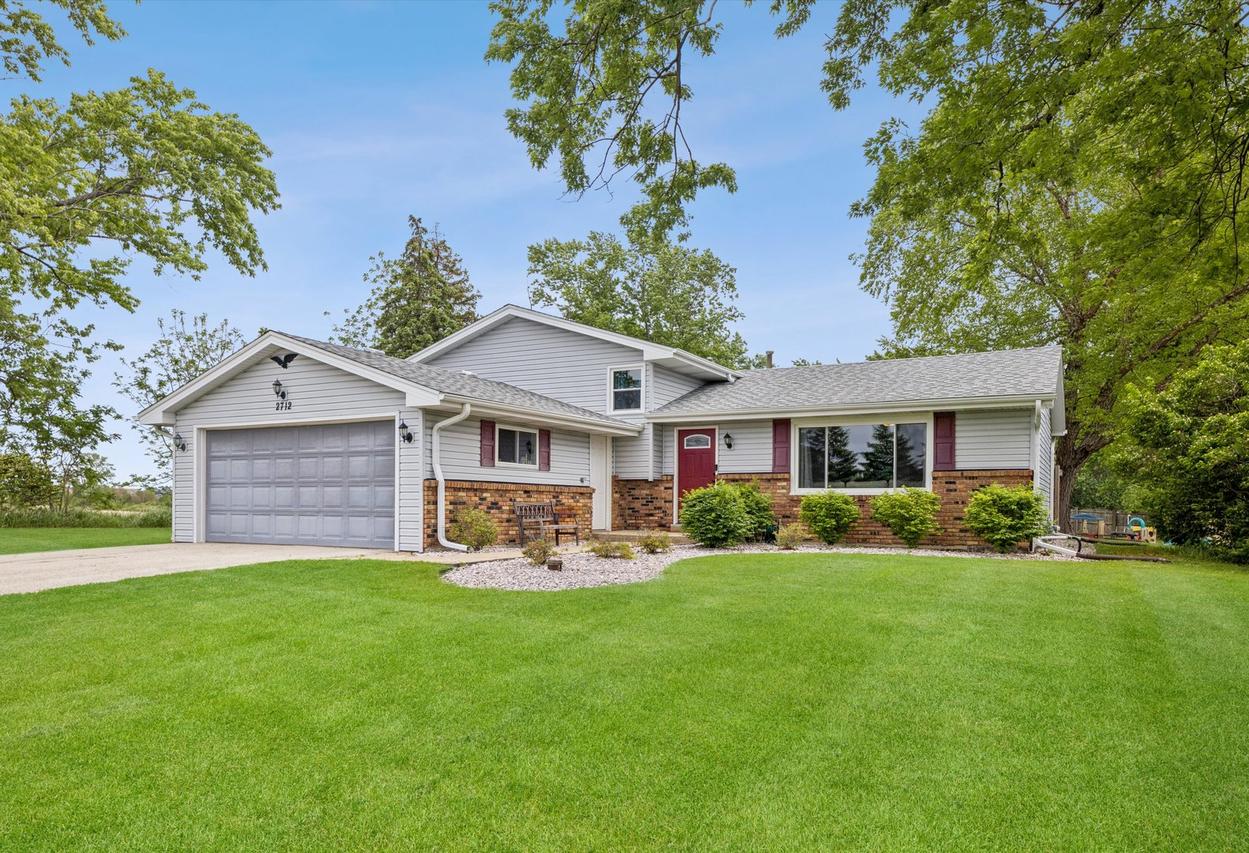 2712 S Schoolhouse Rd., New Lenox, IL 60451