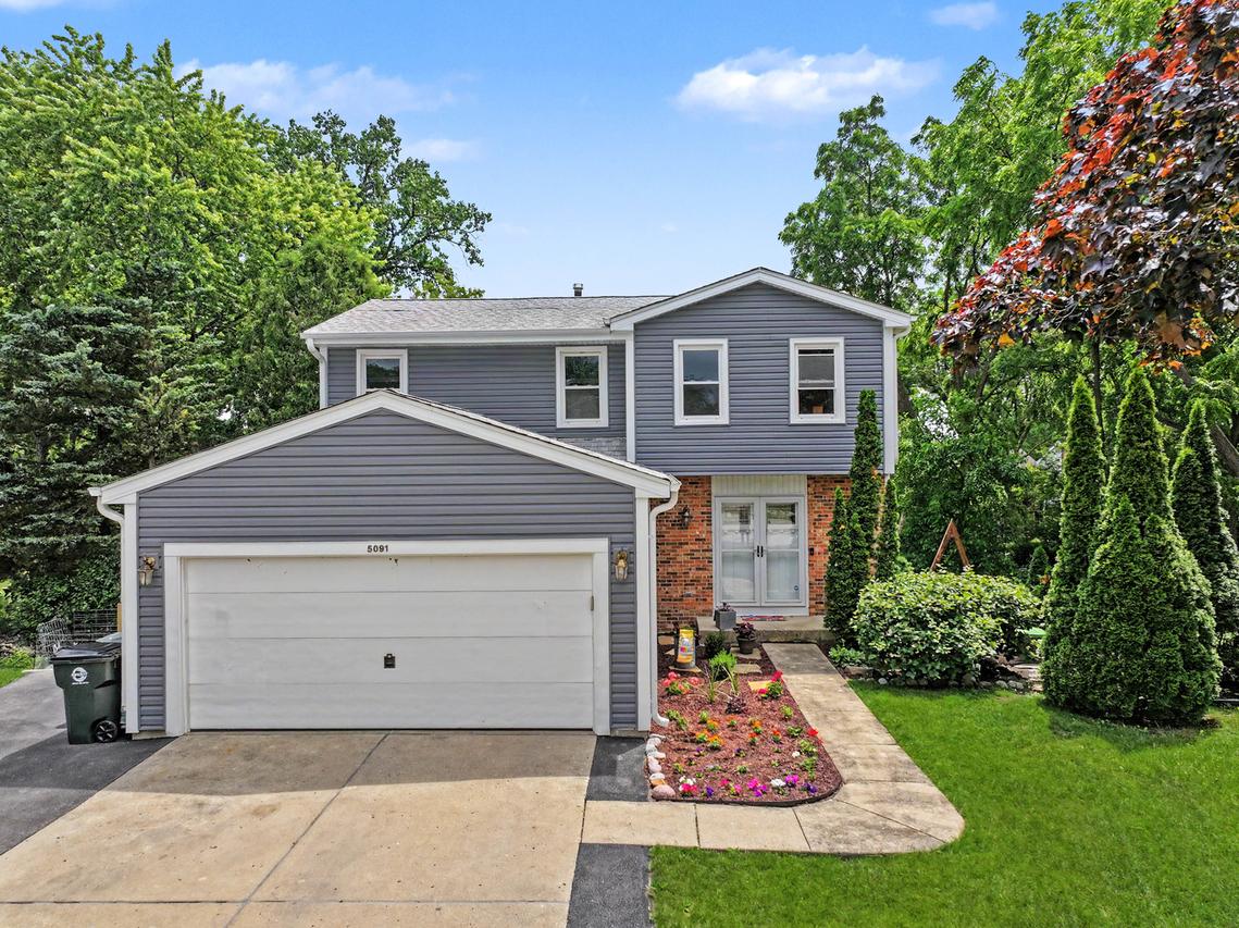 5091 Chambers Dr., Hoffman Estates, IL 60010