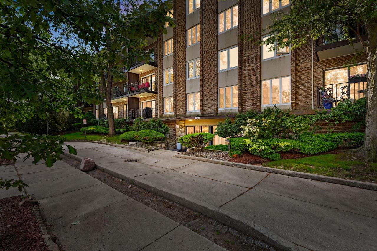 5501 Lincoln Ave. #404, Morton Grove, IL 60053