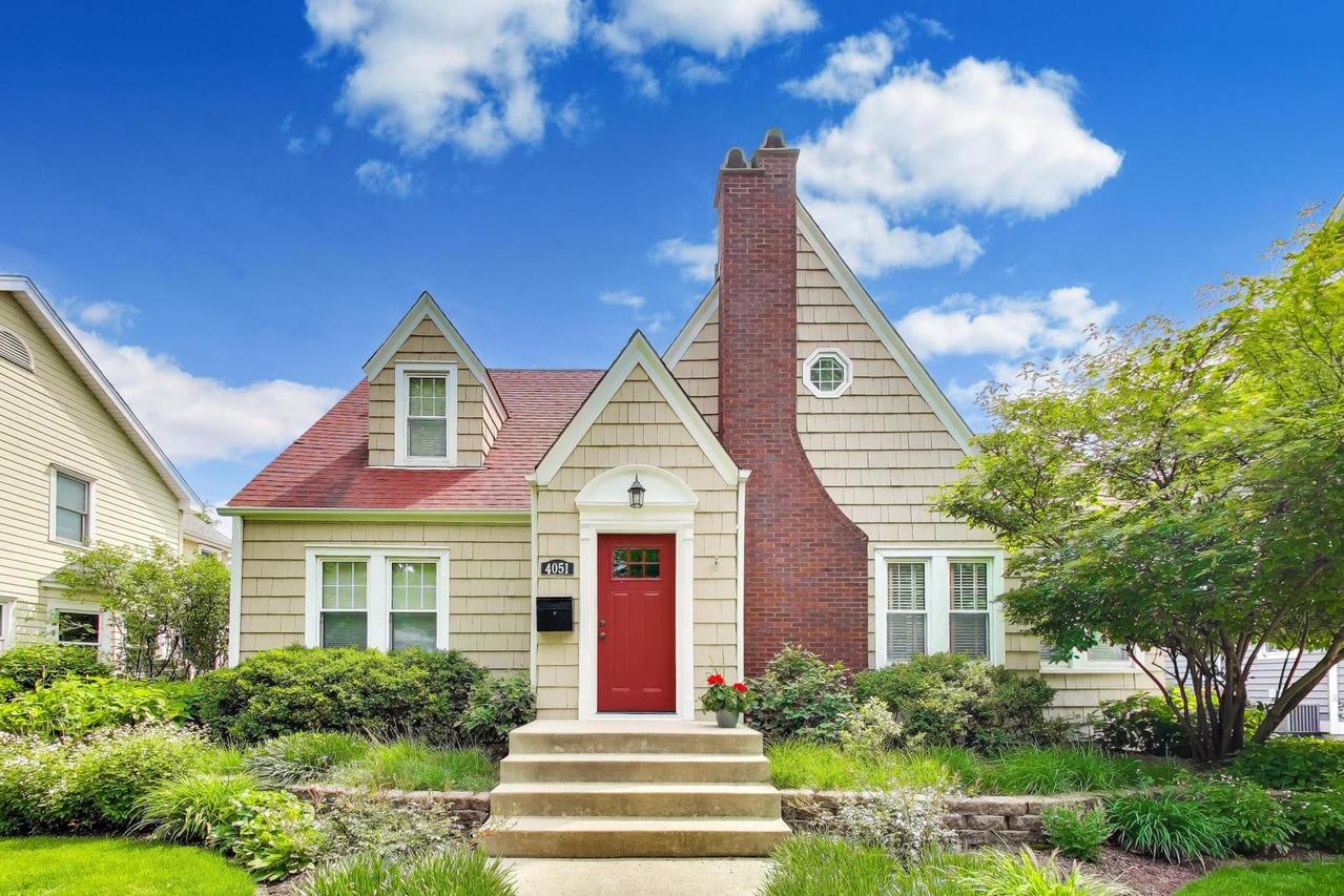 4051 Clausen Ave., Western Springs, IL 60558