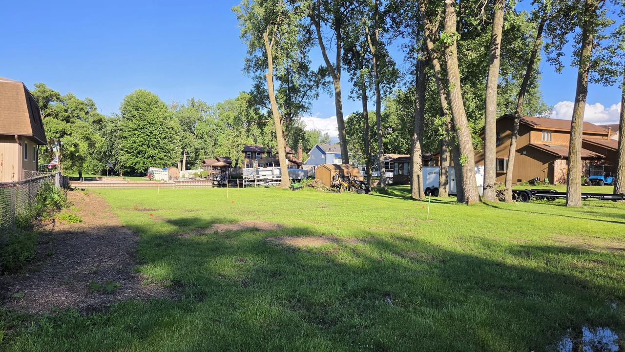 609 Monterrey Ter., Mchenry, IL 60050