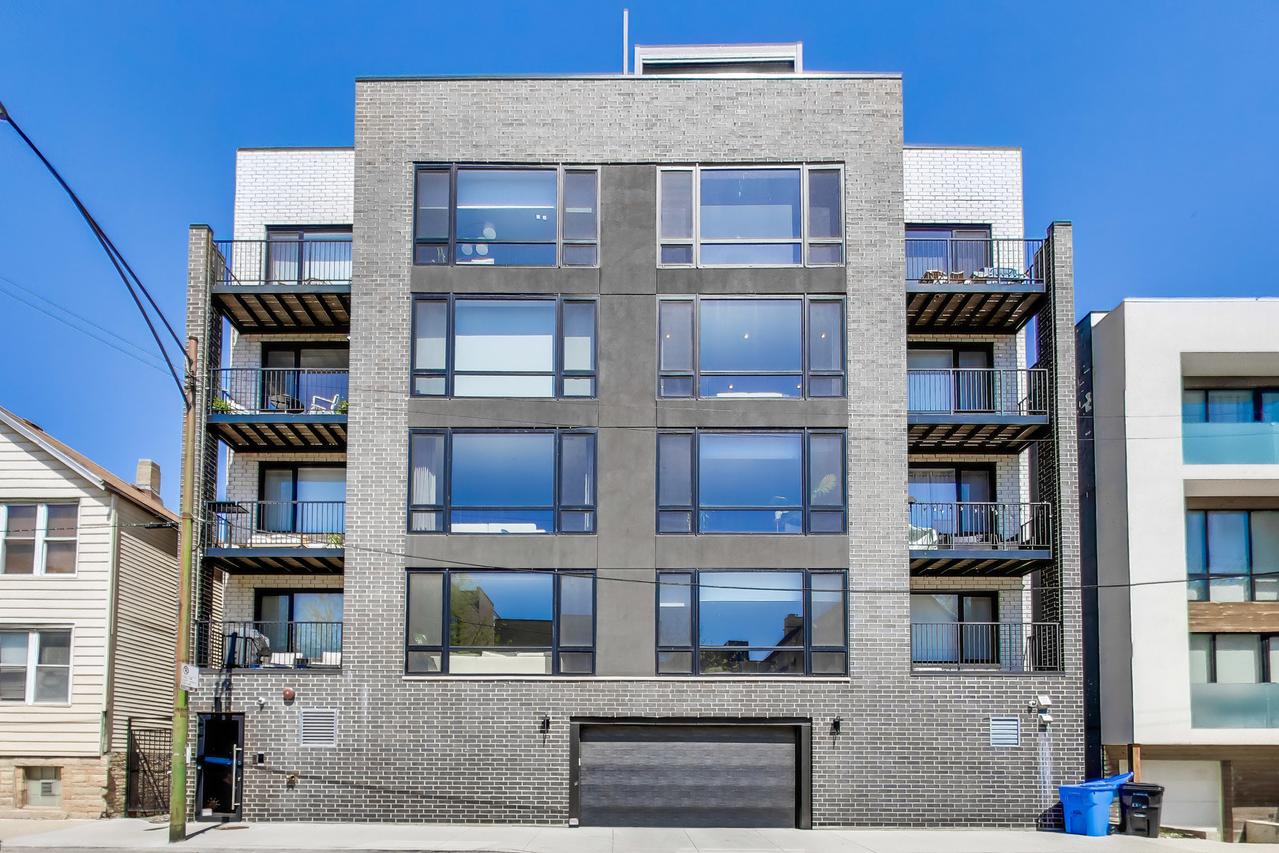 1350 W Erie St. #4E, Chicago, IL 60642