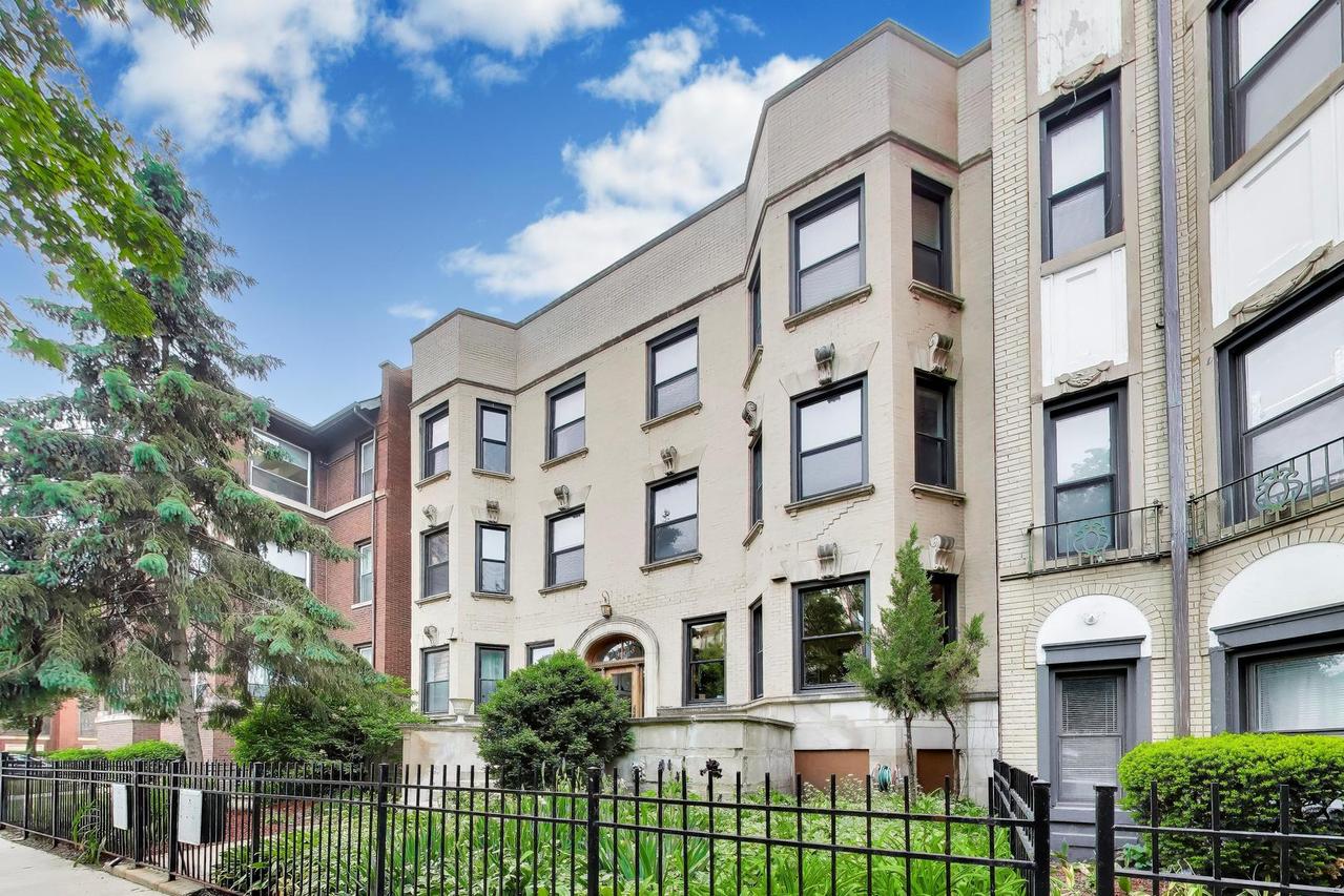 3808 N Pine Grove Ave. #1N, Chicago, IL 60613