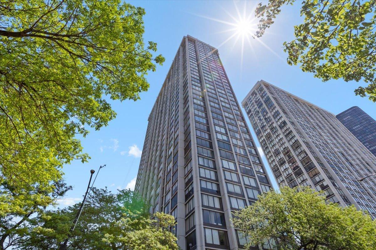 5455 N Sheridan Rd. #3106, Chicago, IL 60640