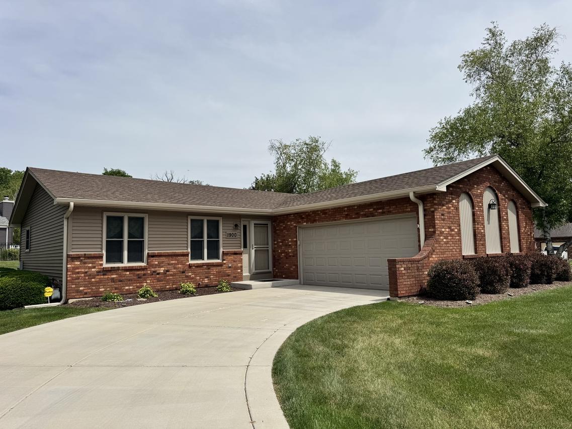 1900 Powder River Path, Elgin, IL 60123
