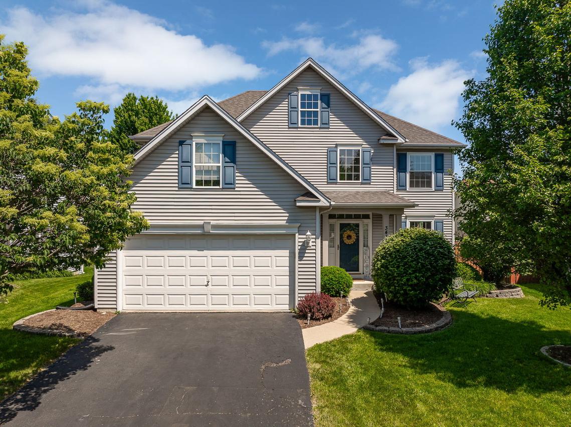 3415 Rosecroft Ln., Naperville, IL 60564