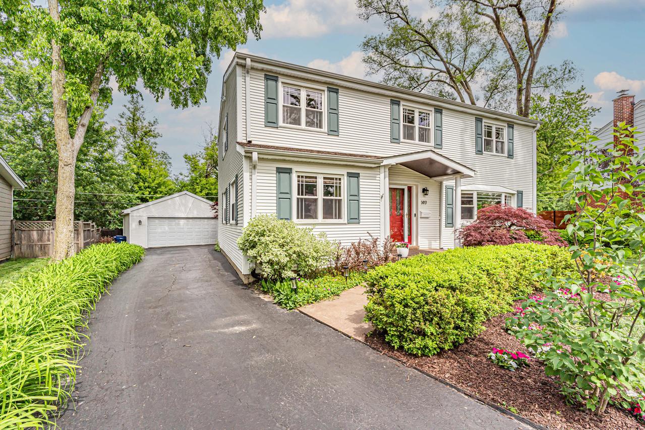 149 Forestway Dr., Deerfield, IL 60015