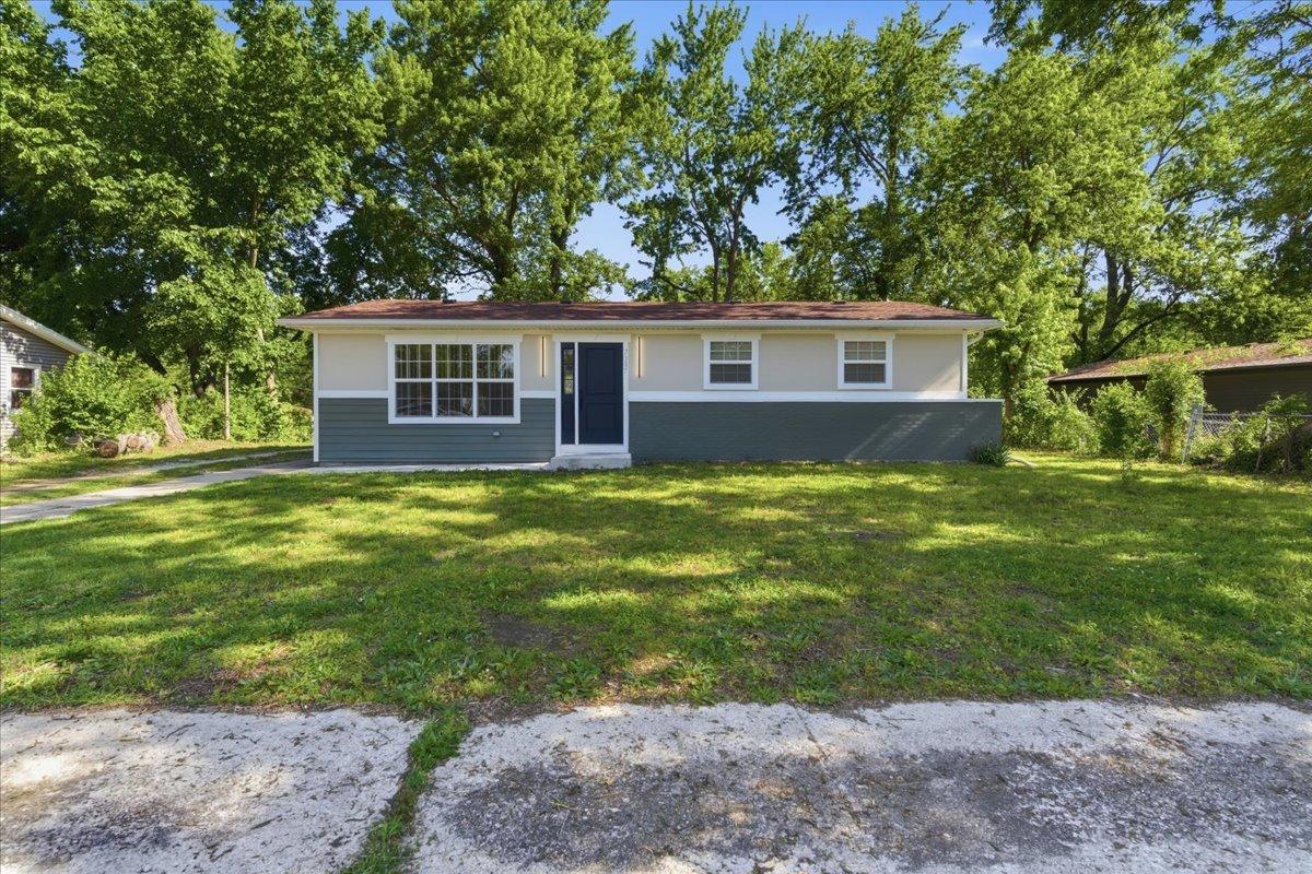 7307 E 1st St., Sun River Terrace, IL 60964