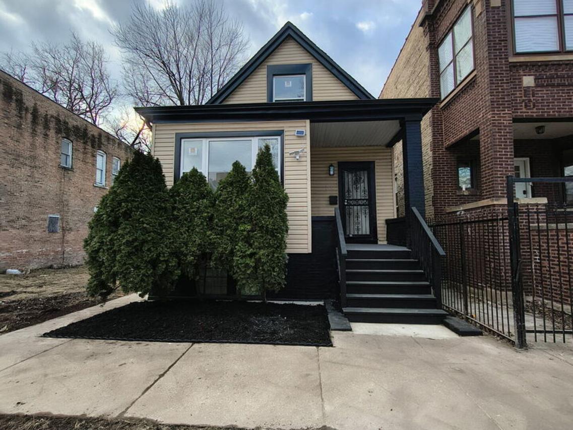 6418 S May St., Chicago, IL 60621