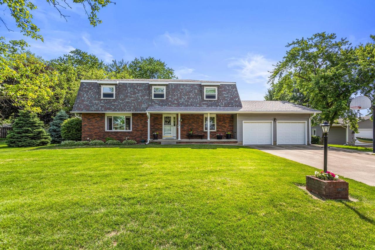 910 N Bell St., Gibson City, IL 60936