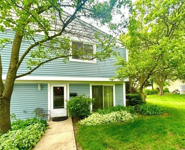 797 Coventry Pl., Wheeling, IL 60090
