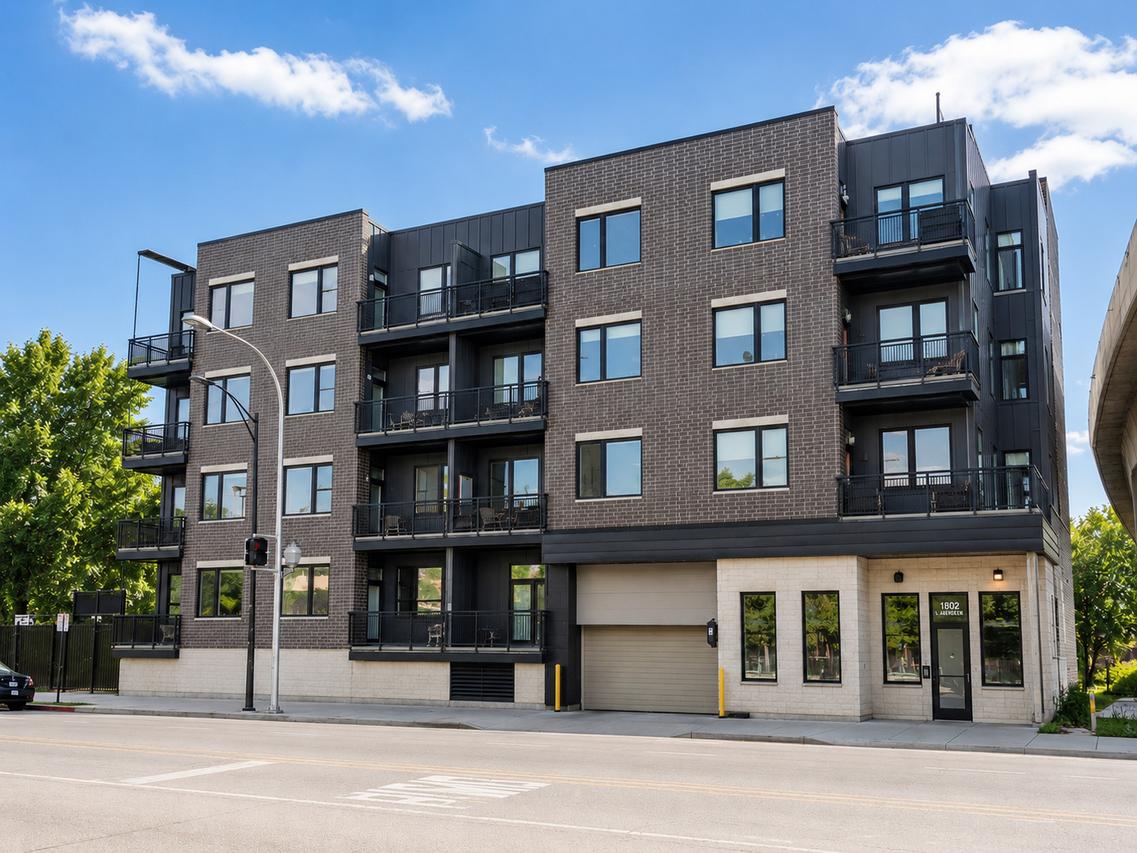 1802 S State St. #310, Chicago, IL 60616