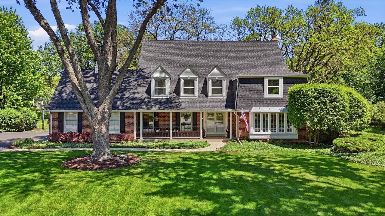 165 N Valley Rd., Barrington, IL 60010