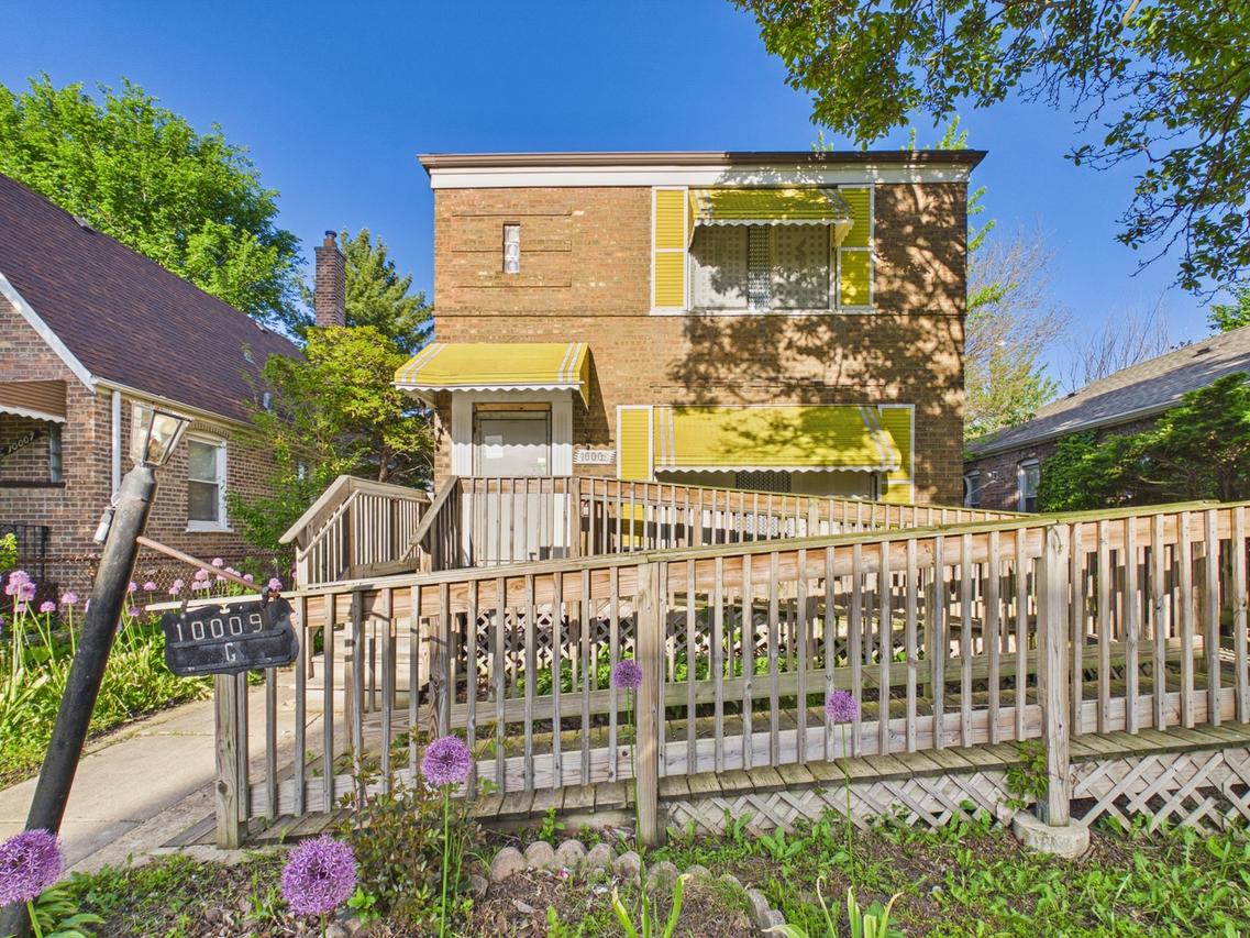 10009 S Emerald Ave., Chicago, IL 60628