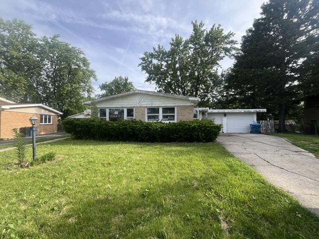 81 E Arquilla Dr., Chicago Heights, IL 60411