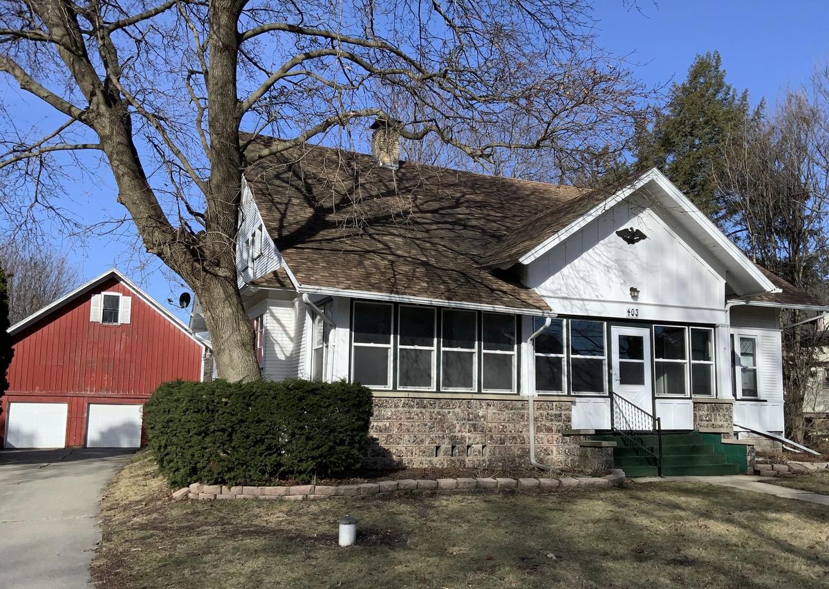 403 Rhodes Ave., Big Rock, IL 60511
