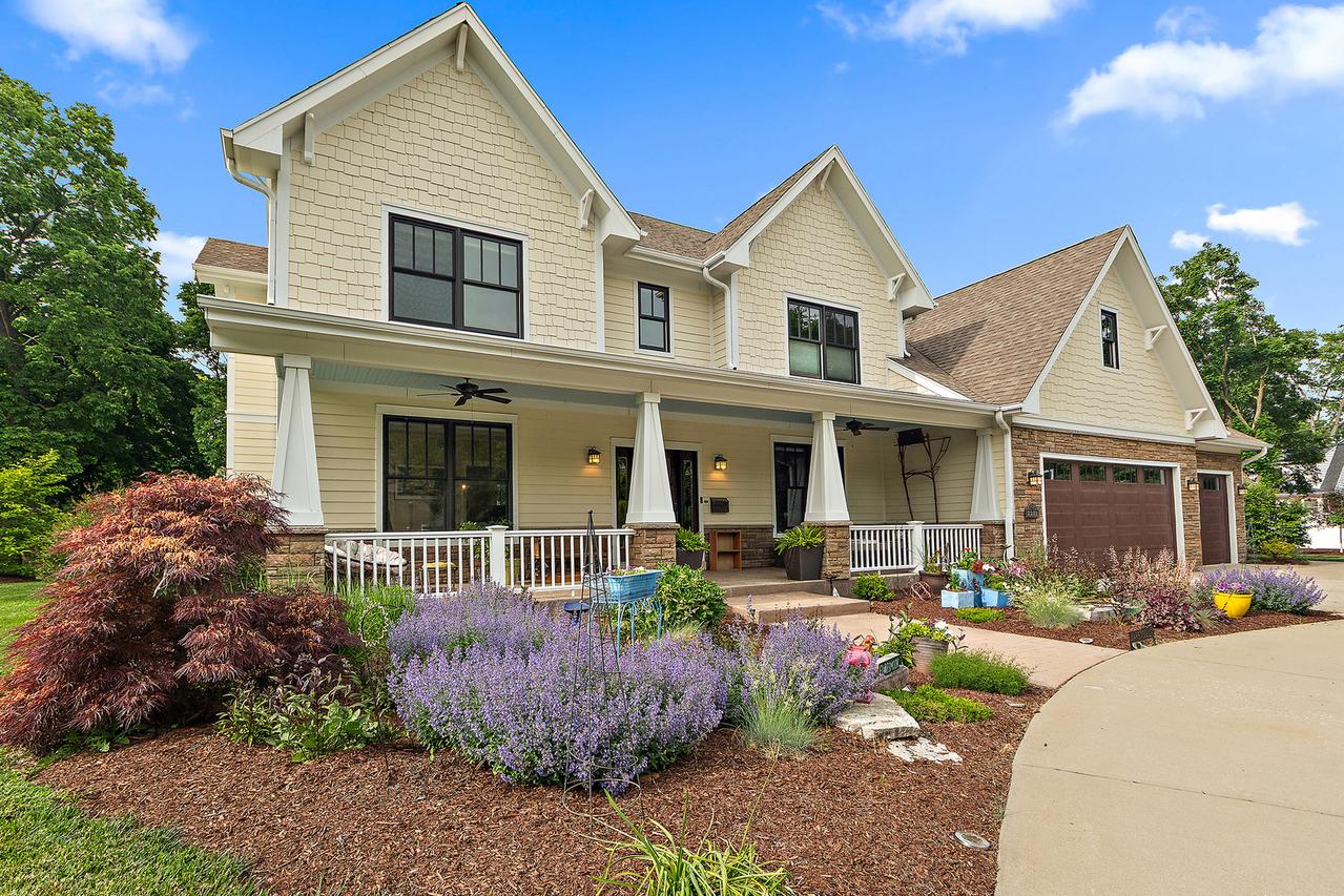 2201 Marston Ln., Flossmoor, IL 60422