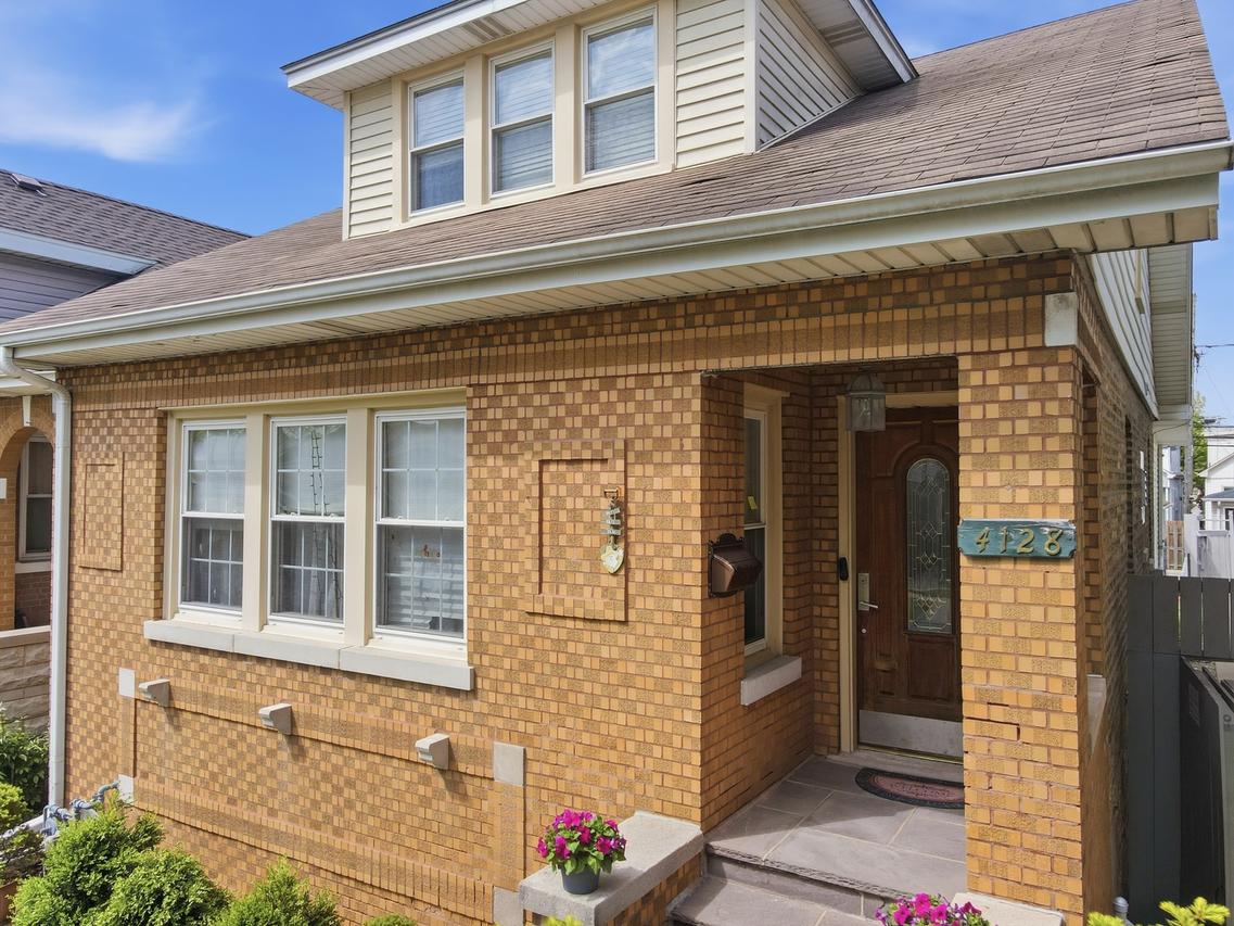 4128 N Ottawa Ave., Norridge, IL 60706