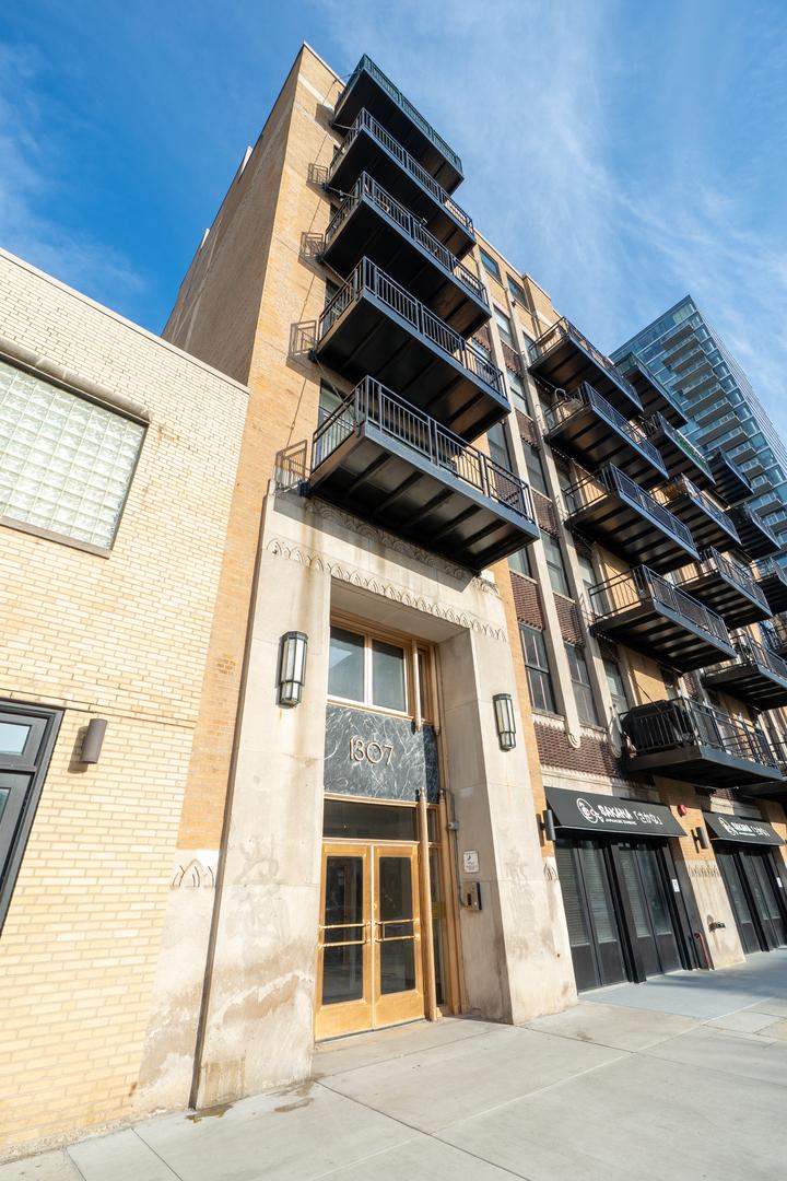 1307 S Wabash Ave. #406, Chicago, IL 60605