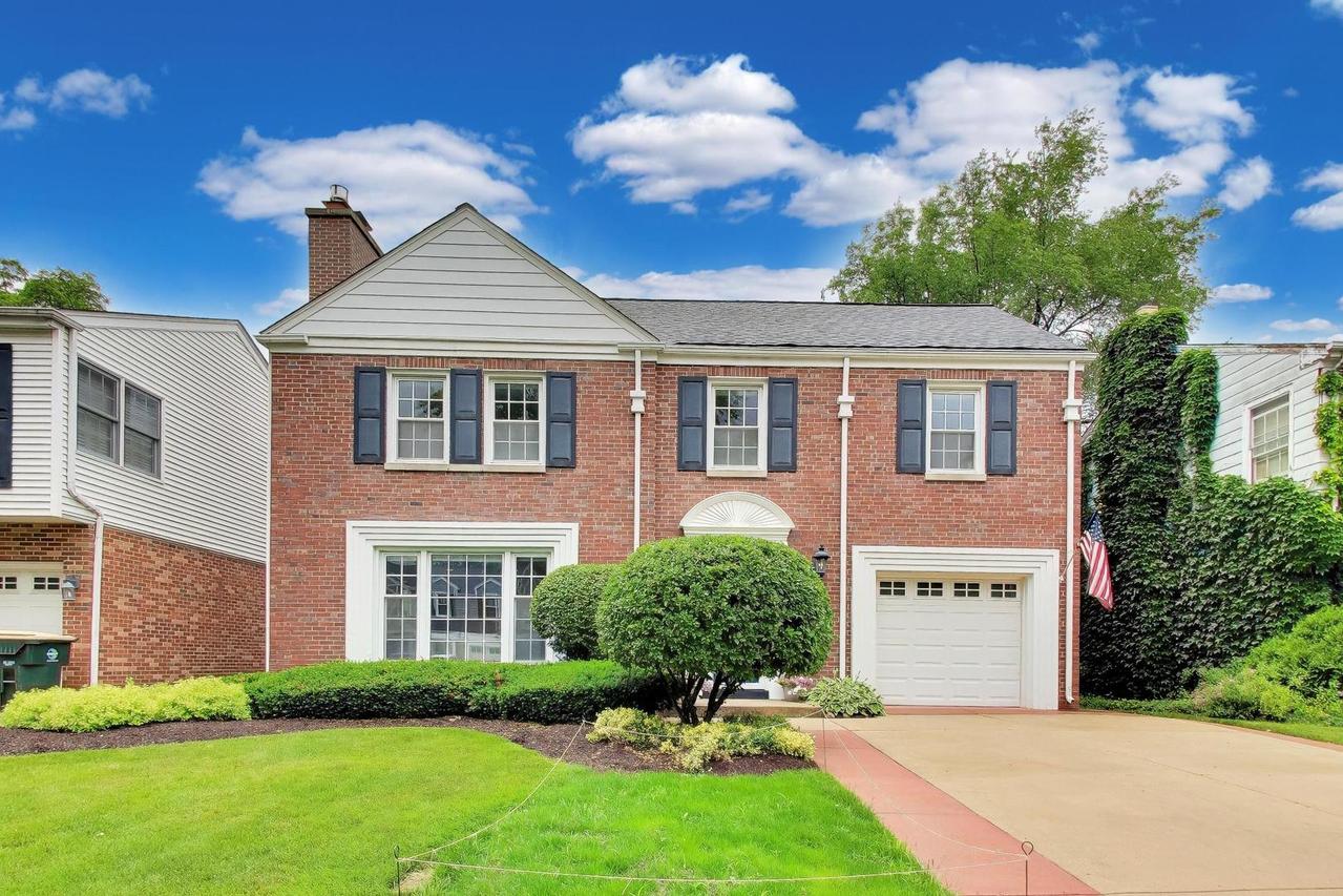 434 S Beverly Ln., Arlington Heights, IL 60005
