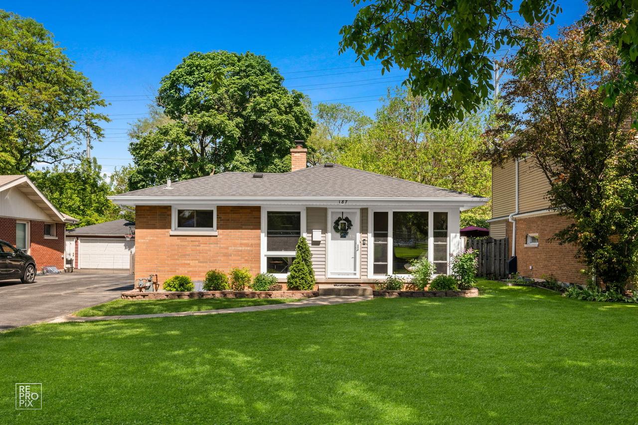 187 N Hampshire Ave., Elmhurst, IL 60126