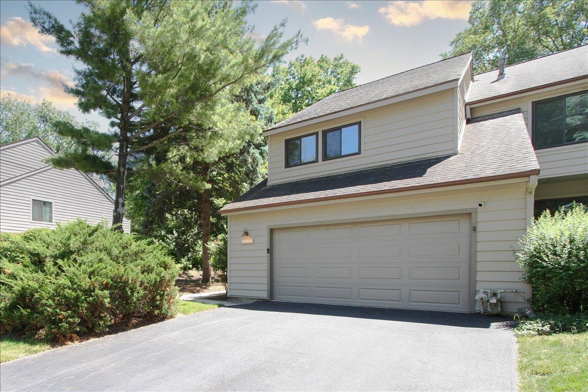 1512 Kirkwood Dr., Geneva, IL 60134