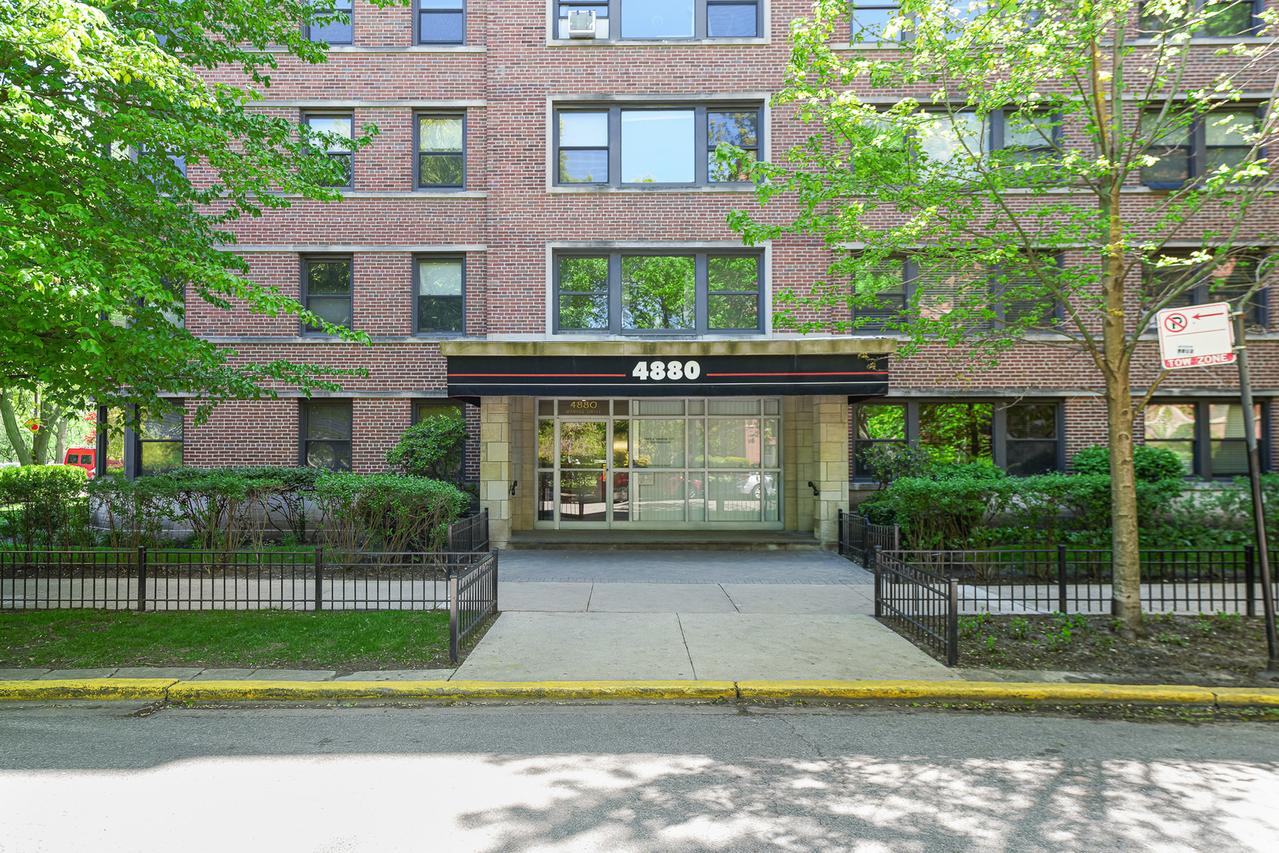 4880 N Marine Dr. #715, Chicago, IL 60640