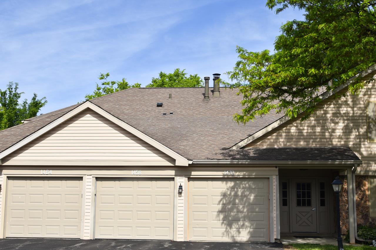 1464 Birchwood Ln., Gurnee, IL 60031