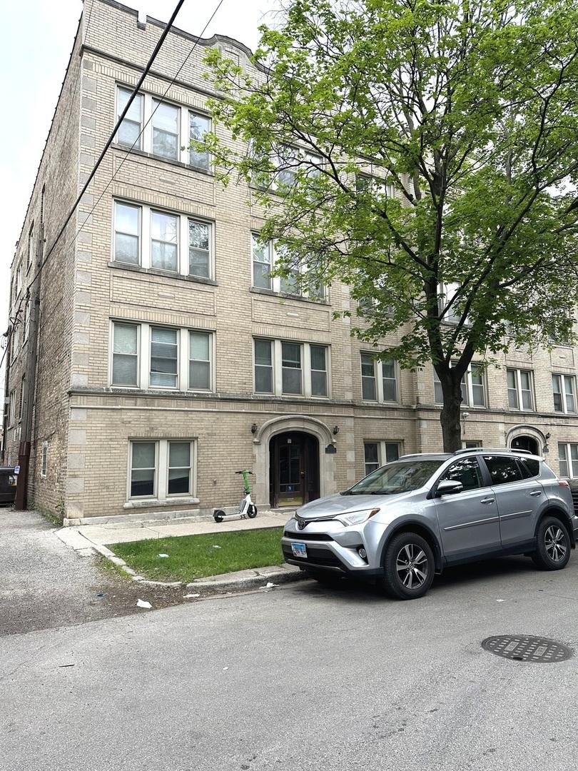 3253 W Olive Ave. #3W, Chicago, IL 60659