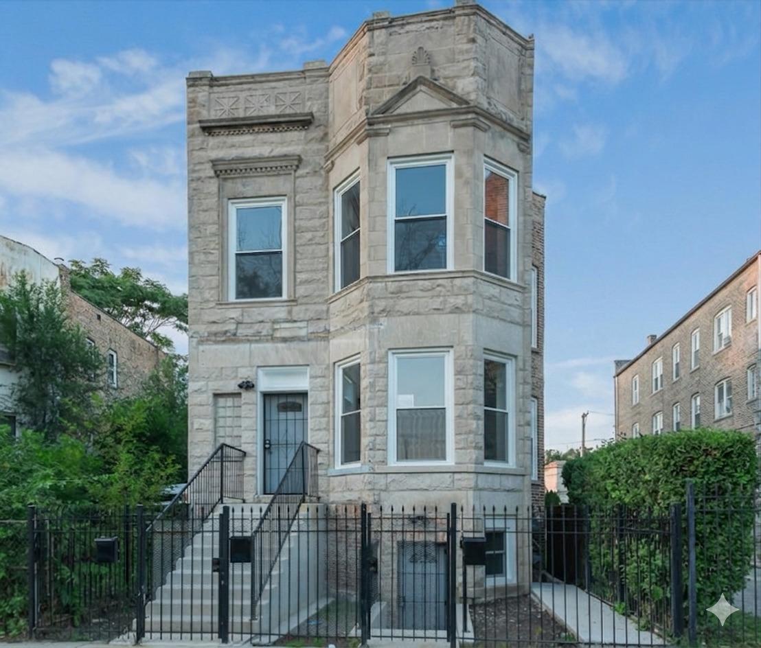 4140 W Wilcox St., Chicago, IL 60624