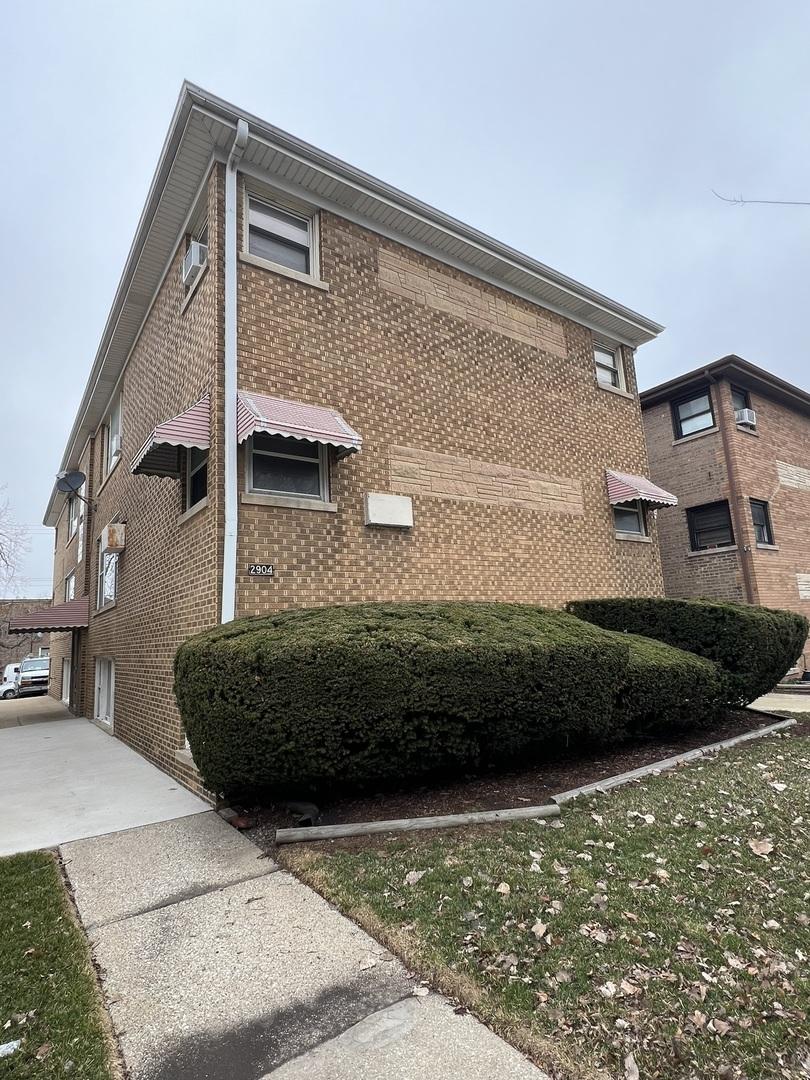 2904 W Foster Ave. #2F, Chicago, IL 60625