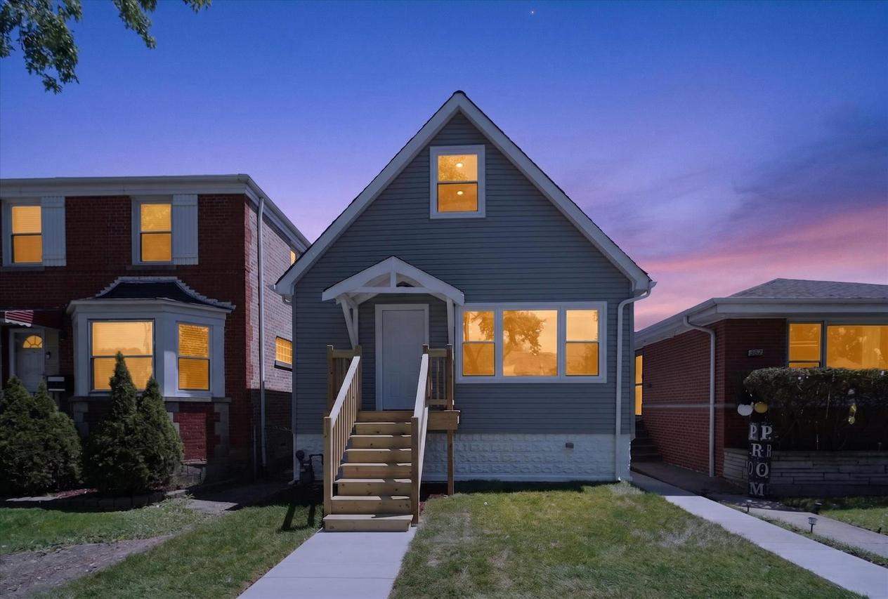 10103 S Aberdeen St., Chicago, IL 60643